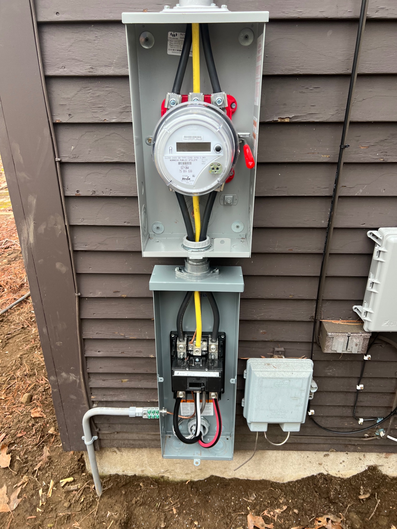 New residential meter and electrical service